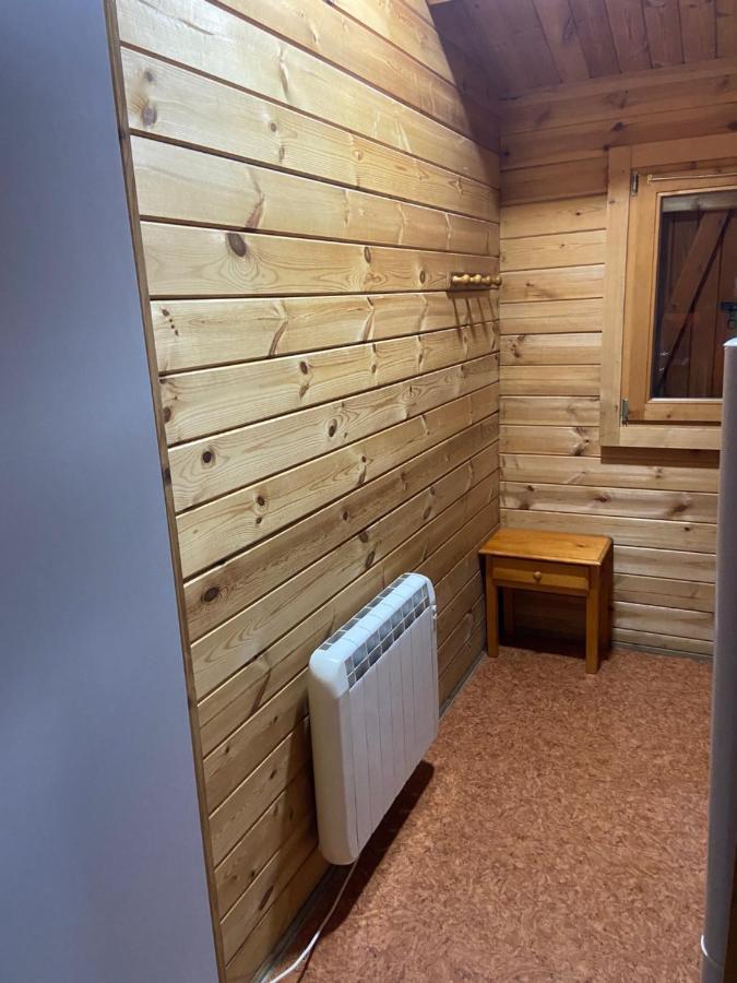 גראוס Bungalow & Camping Fuente De Regrustan מראה חיצוני תמונה
