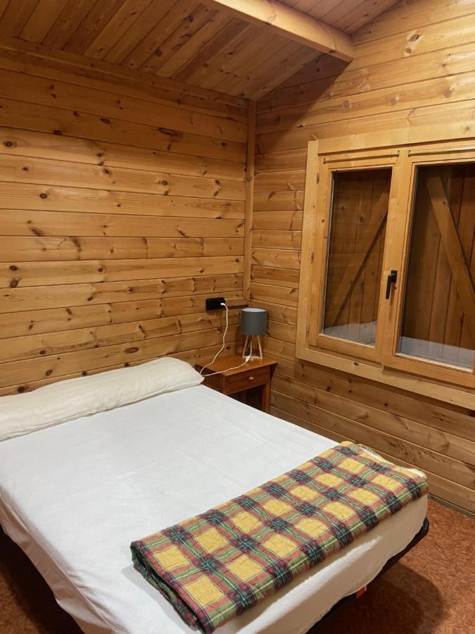 גראוס Bungalow & Camping Fuente De Regrustan מראה חיצוני תמונה
